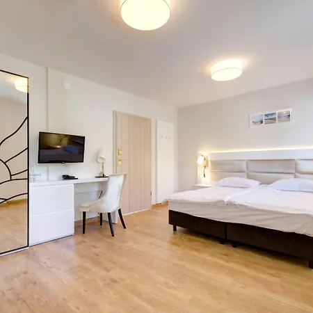 リゾート The Sun By Lubicz