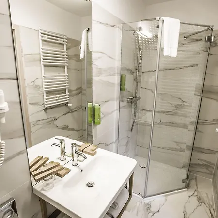 リゾート The Sun By Lubicz